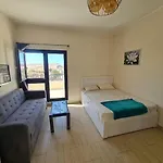 Aldau Heights Modern Studio With Terrace, Mountain & City View