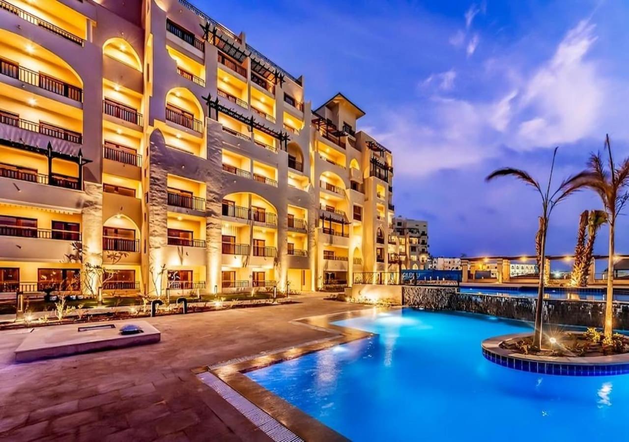 Apartment Aldau Heights Modern With Terrace, Mountain & View *