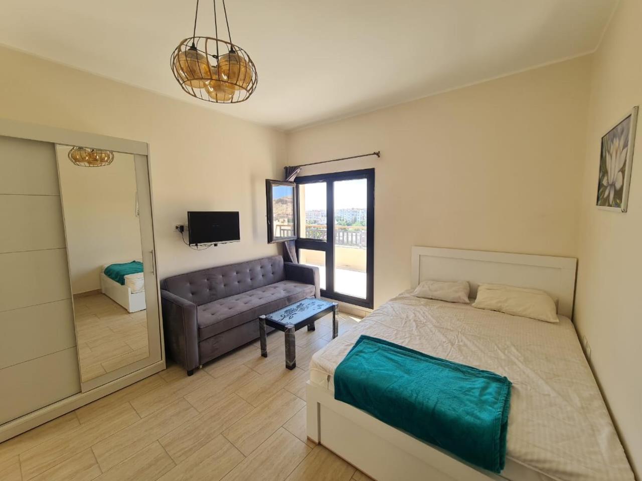 Apartment Aldau Heights Modern With Terrace, Mountain & View Hurghada